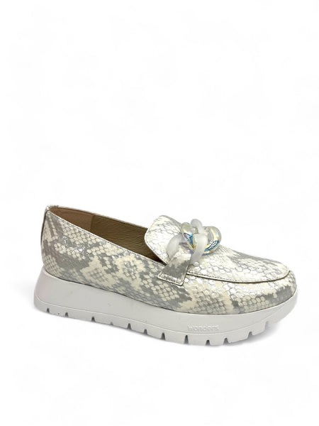 Wonders - White Snake-Print Platform Loafer With Iridescent Chain: Made In Spain